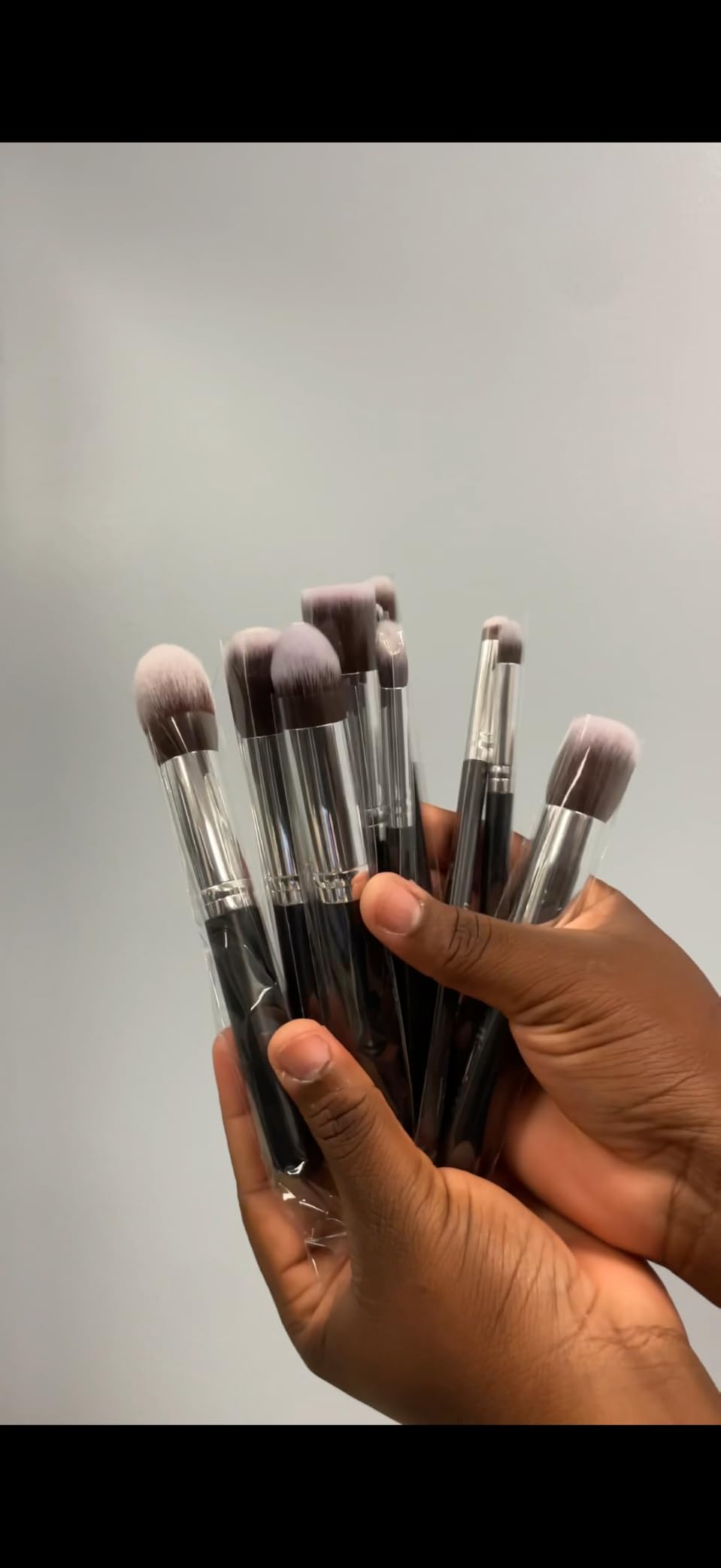 BEAKEY Makeup Brushes set with 2 Blending Sponges,10 Brush Face and Eye Set customer photo 1