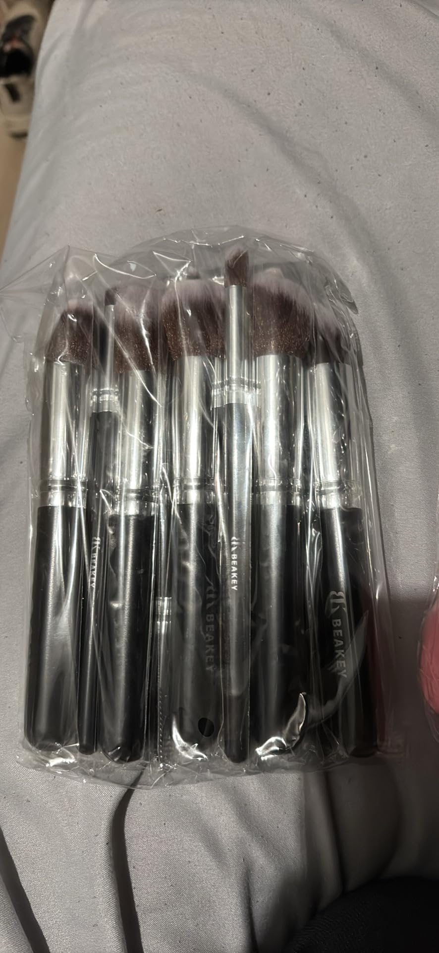 BEAKEY Makeup Brushes set with 2 Blending Sponges,10 Brush Face and Eye Set customer photo 2