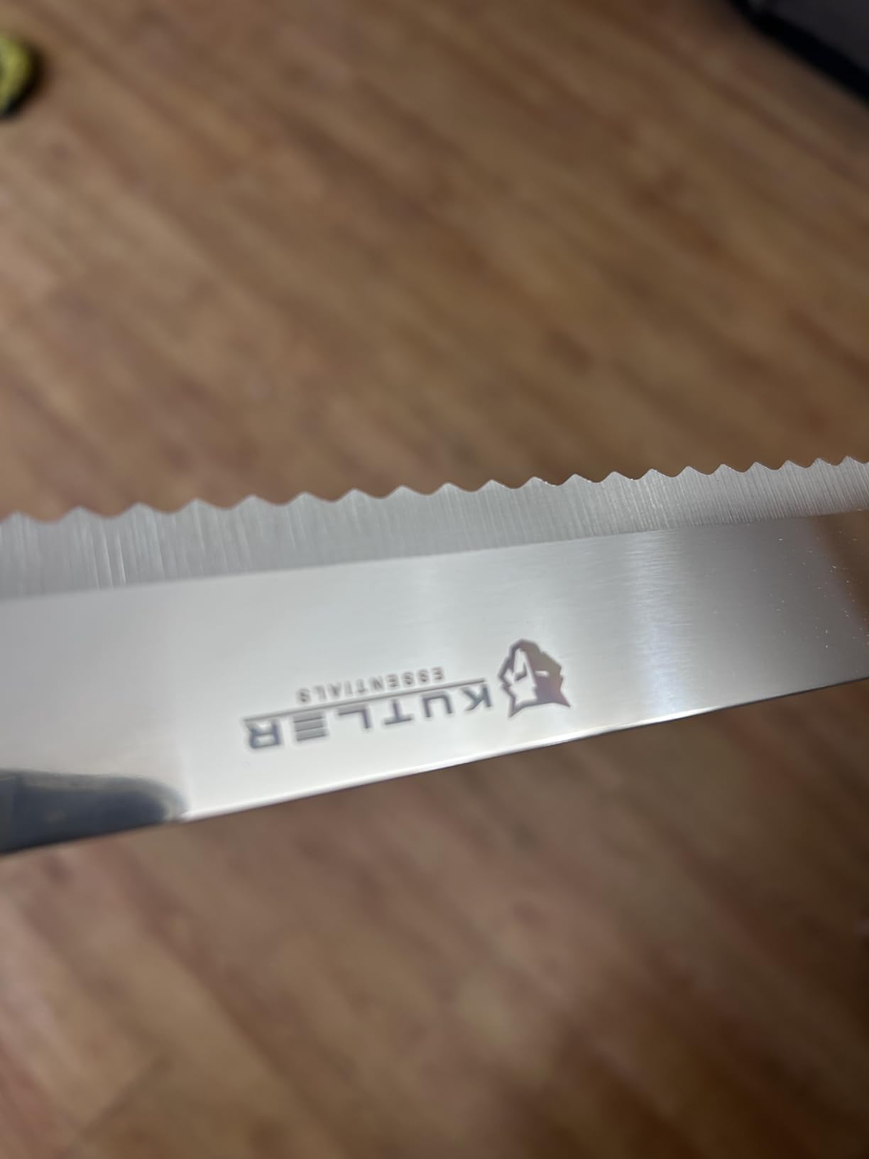 KUTLER Professional 14-Inch Bread Knife and Cake Slicer with Serrated Edge - Ultra-Sharp Stainless Steel Cutlery customer photo 2