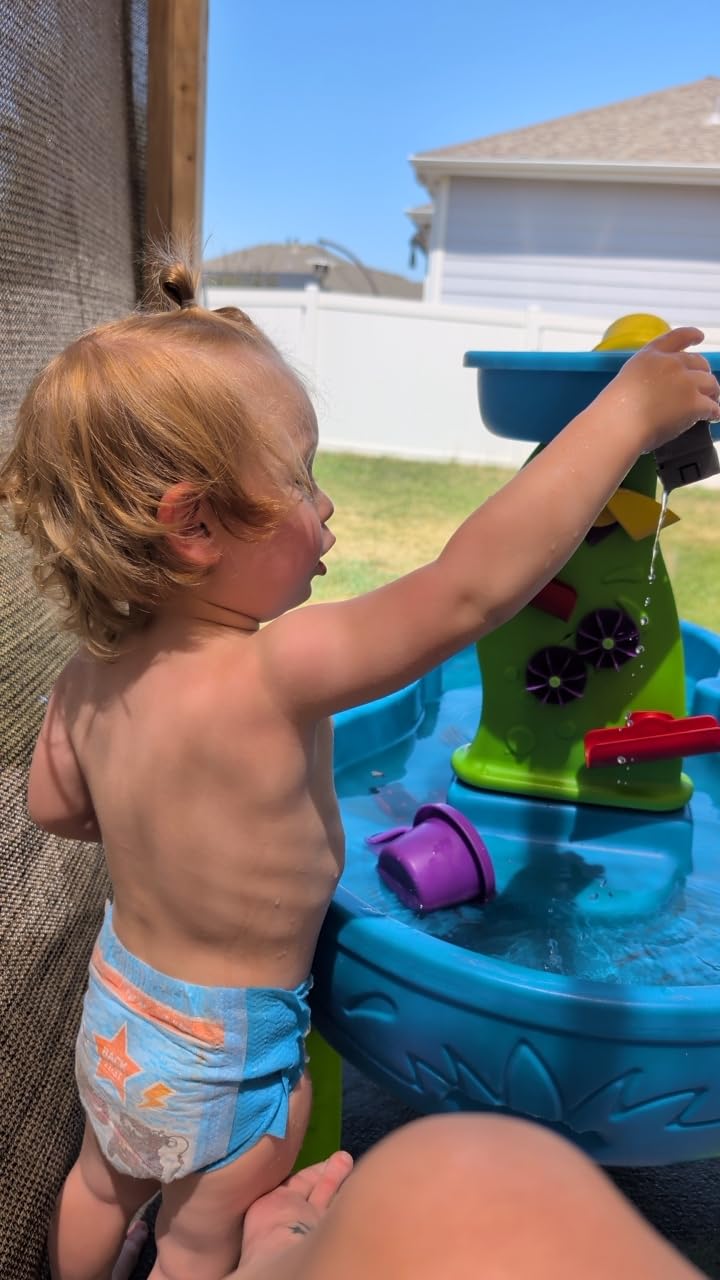 Step2 Rain Showers Splash Pond Toddler Water Table, Outdoor Kids Water Sensory Table, Ages 18+ Months, 13 Piece Water Toy Accessories, Blue & Green customer photo 1