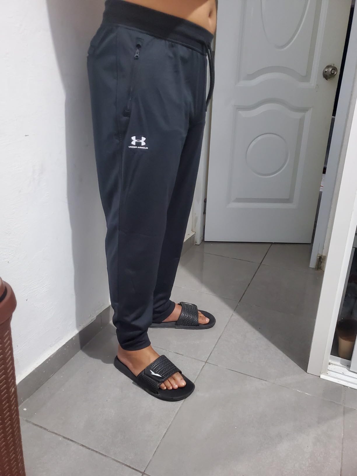 Under Armour Men's Sportstyle Tricot Joggers customer photo 2