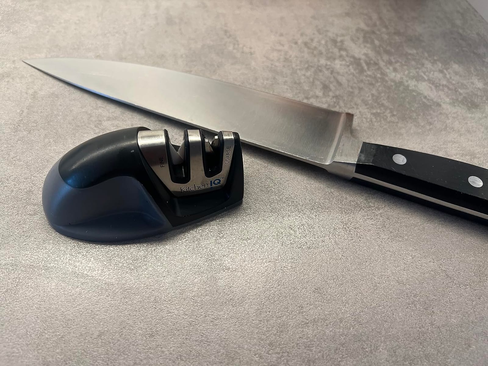 KitchenIQ 50825 | Diamond Deluxe Edge Grip 2-Stage Knife Sharpener | Black | Coarse & Fine Sharpeners | Compact for Easy Storage | Non-Slip Base | Soft Grip Rubber Handle | Straight & Serrated Knives customer photo 1
