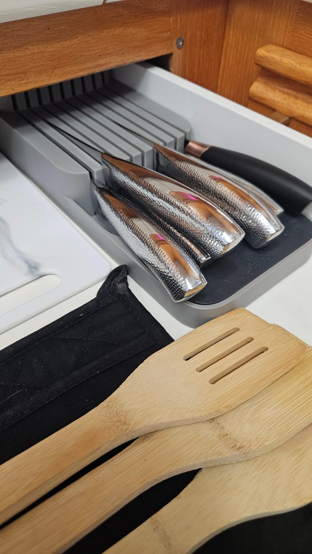 Joseph Joseph DrawerStore Knife Organizer, holds up to 9 knives, Kitchen Organization & Drawer Storage – Compact, Gray customer photo 2