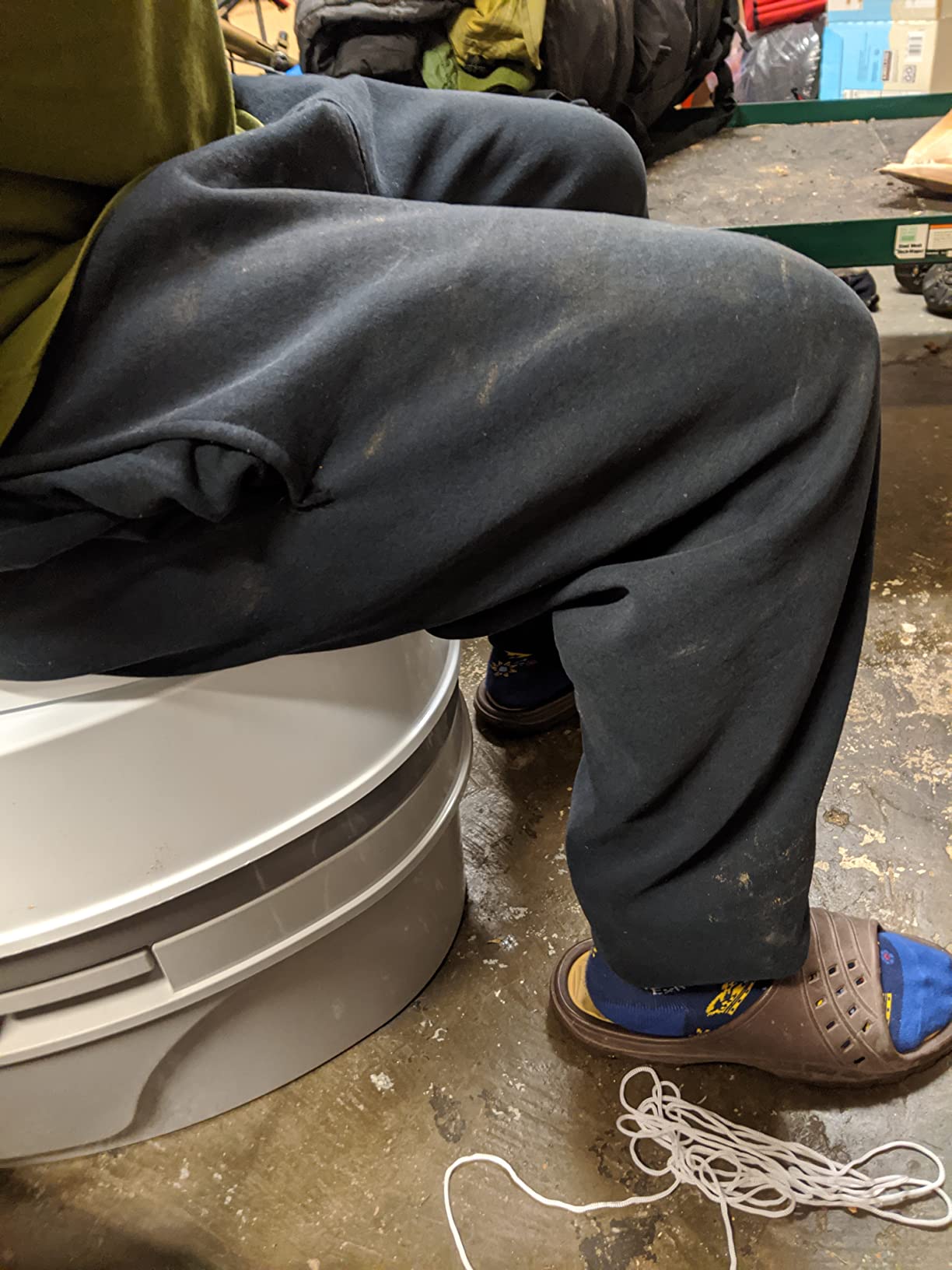 Camco RV Premium Travel Toilet - Features a 5.3-Gallon Detachable Holding Tank, Pump Flush Design & Spring-Loaded Latch (41544) customer photo 1