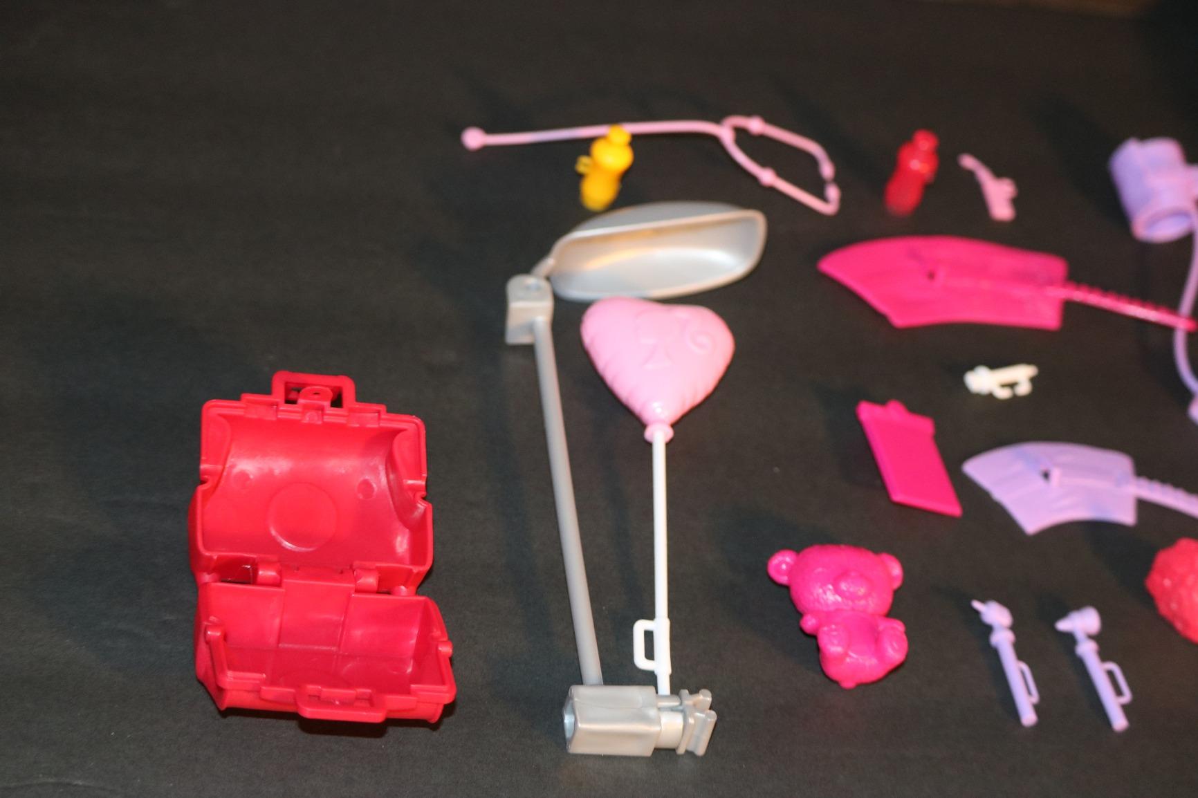 Barbie Playset with 20+ Accessories, Emergency Vehicle Transforms into 2+ Foot Hospital with Lights and Sounds, Care Clinic customer photo 1