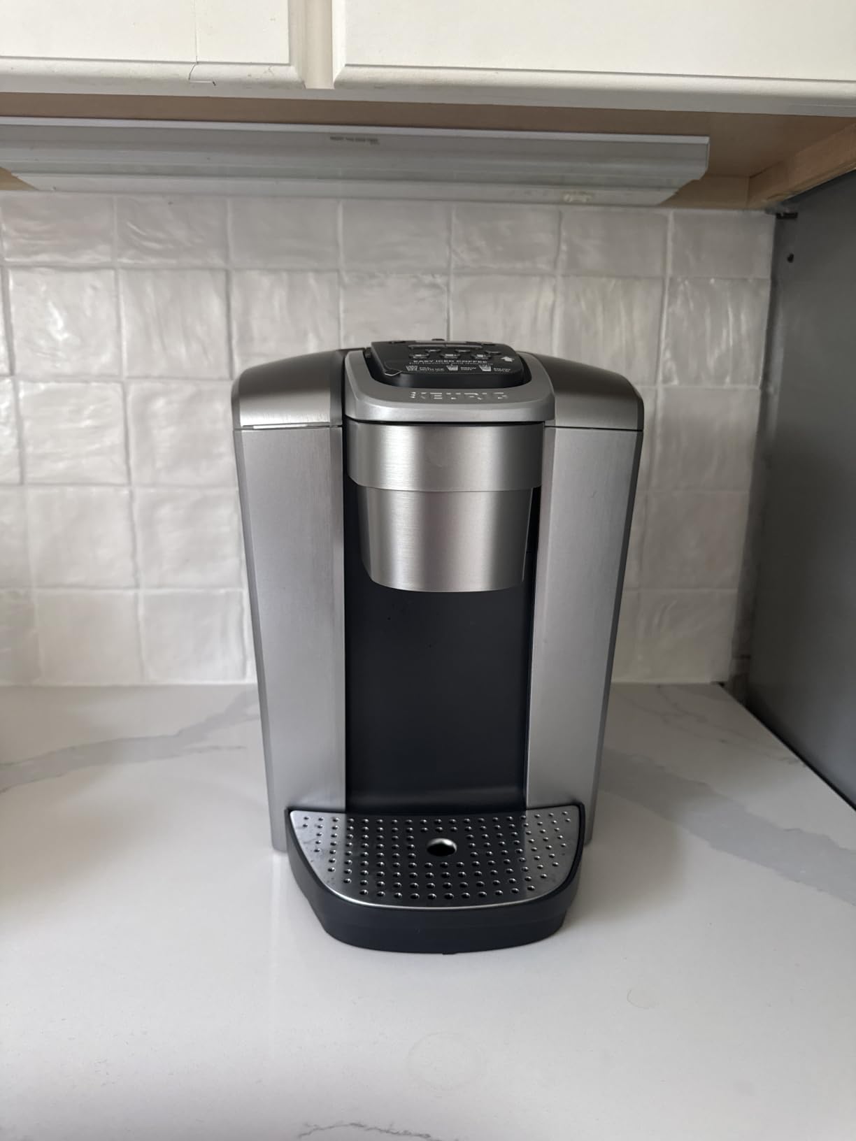 Keurig K-Elite Single Serve K-Cup Pod Coffee Maker, with Strength and Temperature Control, Iced Coffee Capability, 8 to 12oz Brew Size, Programmable, Brushed Gold customer photo 1
