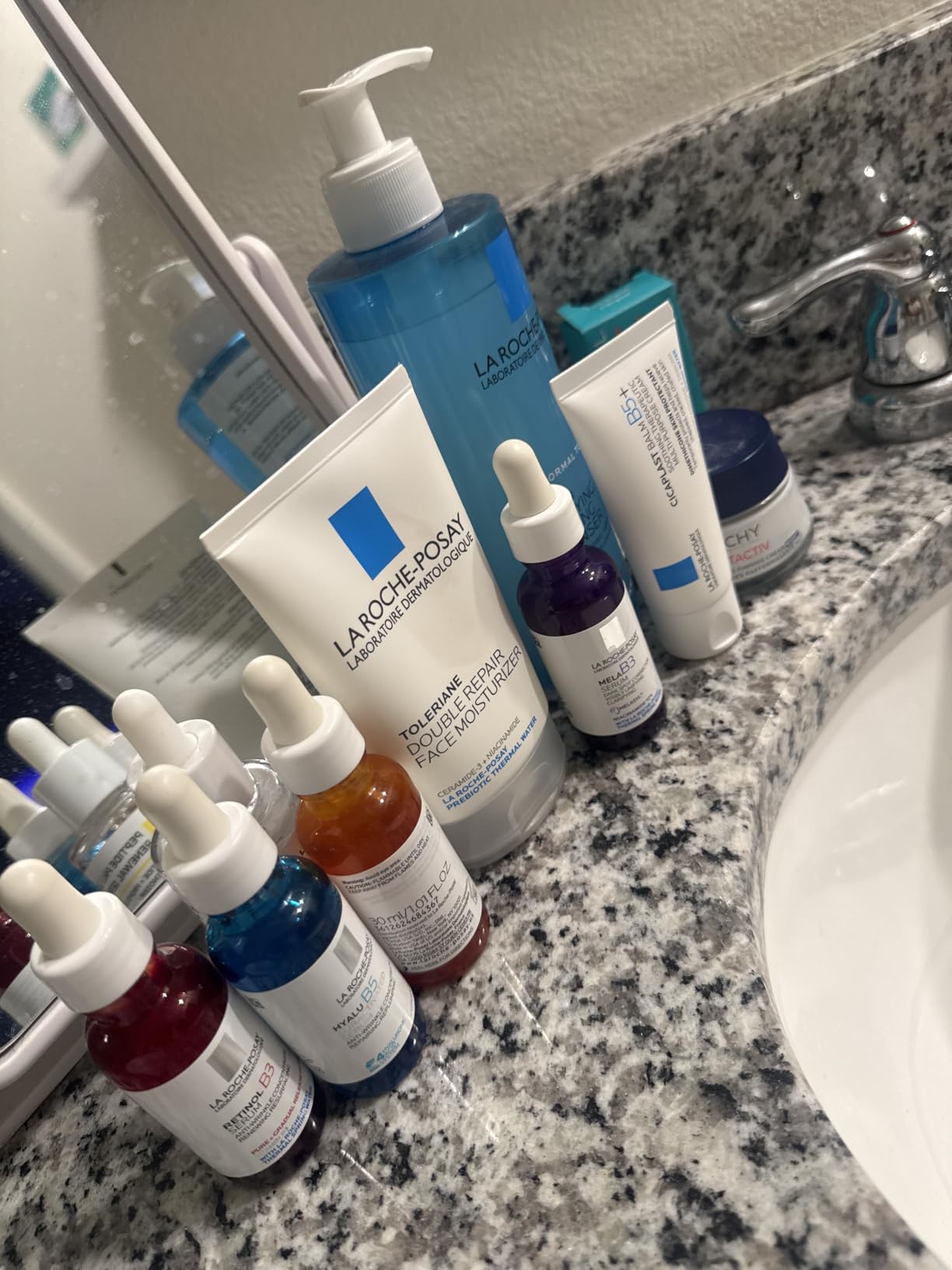 La Roche-Posay 12% Vitamin C Face Serum, 2 formulas with hyaluronic acid customer photo 1