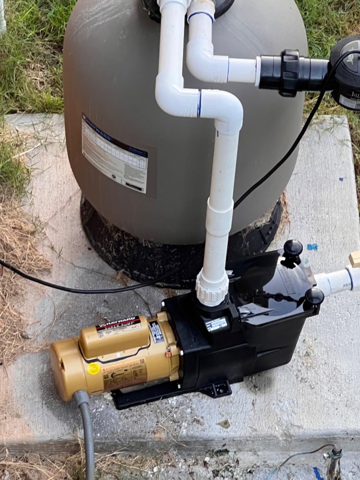 Hayward Super Pump InGround Pool Pump - 1 HP, Quieter Operation & Efficient customer photo 1