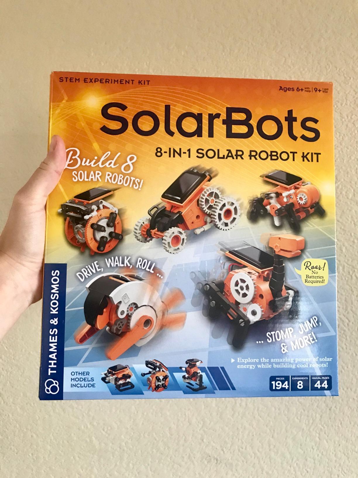 T&K SolarBots: 8-in-1 Solar Kit | Sustainable Energy Set customer photo 1