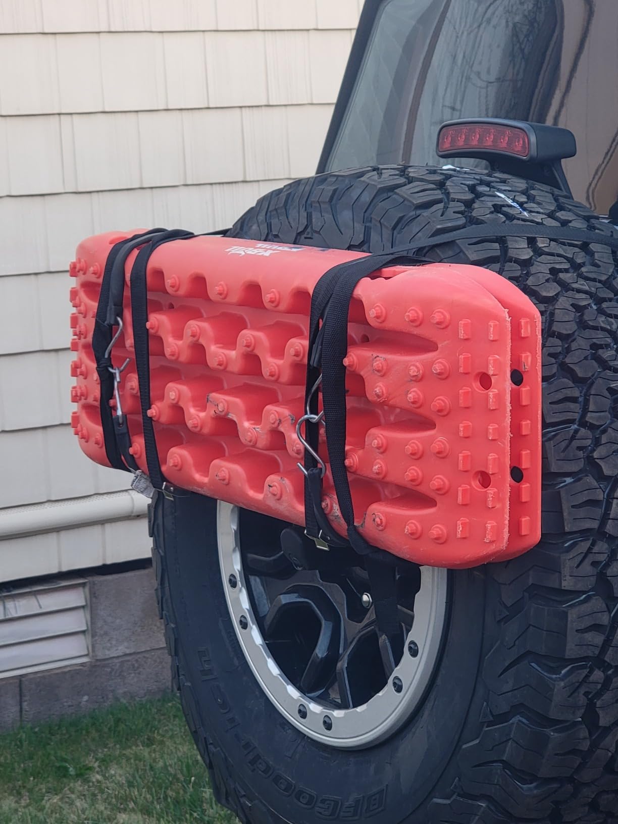 X-BULL New Recovery Traction Tracks Tire Ladder for Sand Snow Mud 4WD(Black) customer photo 1