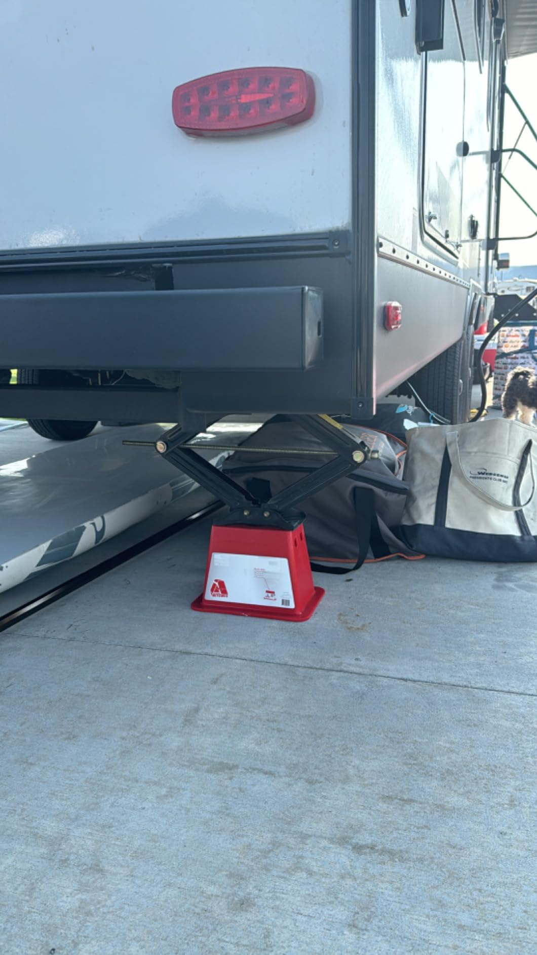 ANDERSEN HITCHES | RV & Trailer Accessories | 2-Pack Trailer EZ Jack Blocks | Leveling System | RV Stabilizer Stands | Heavy Duty Camper Leveler | 3621 customer photo 1