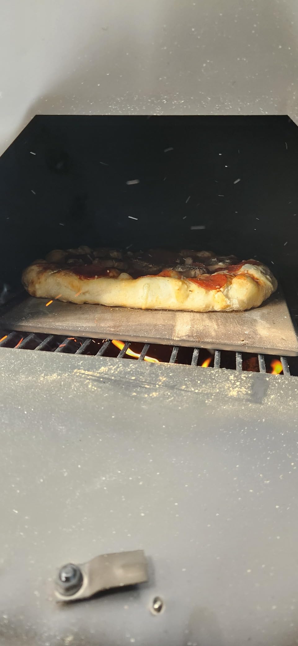 Giantex Wood Fired Pizza Oven with Pizza Stone, Peel, Waterproof Cover, Cooking Grids, Wheels for Outside Camping, Outdoor Backyard Party (64 Inch) customer photo 2