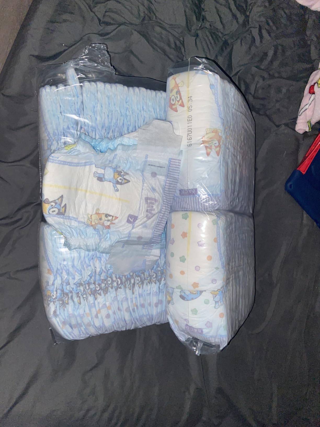 Luvs Size 1 Baby Diapers, Platinum Protection Bluey Diapers for Day & Night,Size 1 (8-14 lbs), 294 Count customer photo 2
