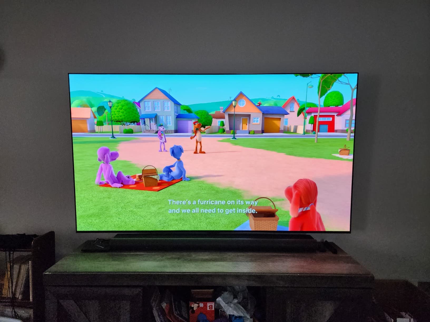 LG C2 Series 42-Inch Class OLED evo Smart TV OLED42C2PUA, 2022 - AI-Powered 4K TV, Alexa Built-in customer photo 1