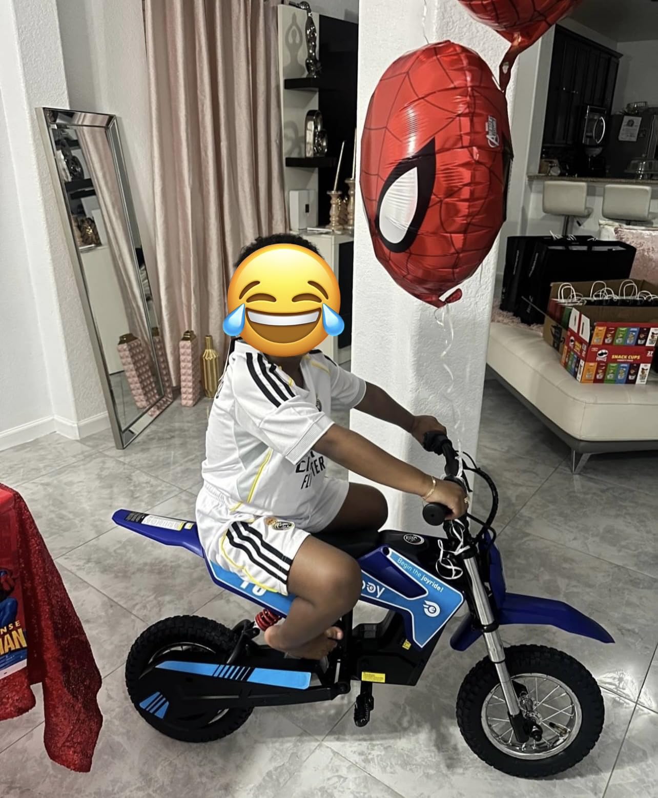 Hiboy DK1 36V Electric Dirt Bike for Kids, 300W & 15.5 MPH, Ages 3-10 customer photo 2