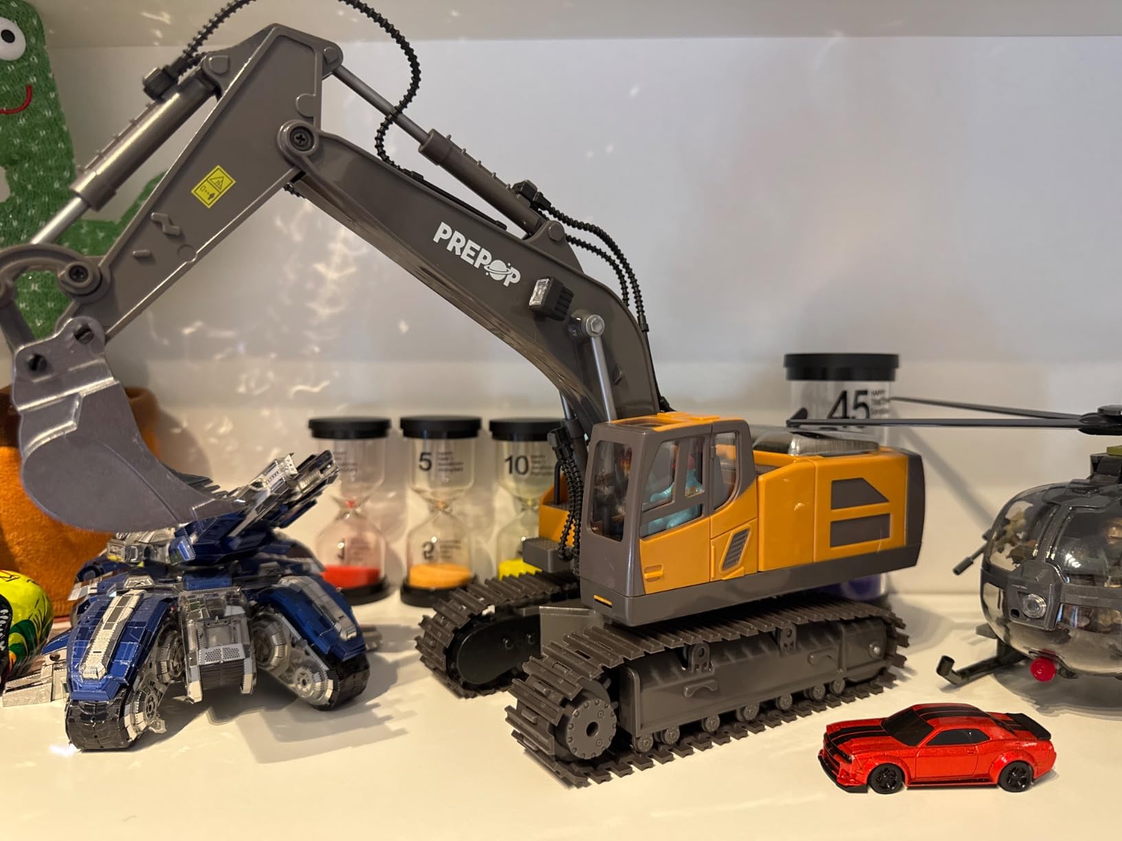 PREPOP RC Excavator, Remote Control Construction Toy Vehicle customer photo 2