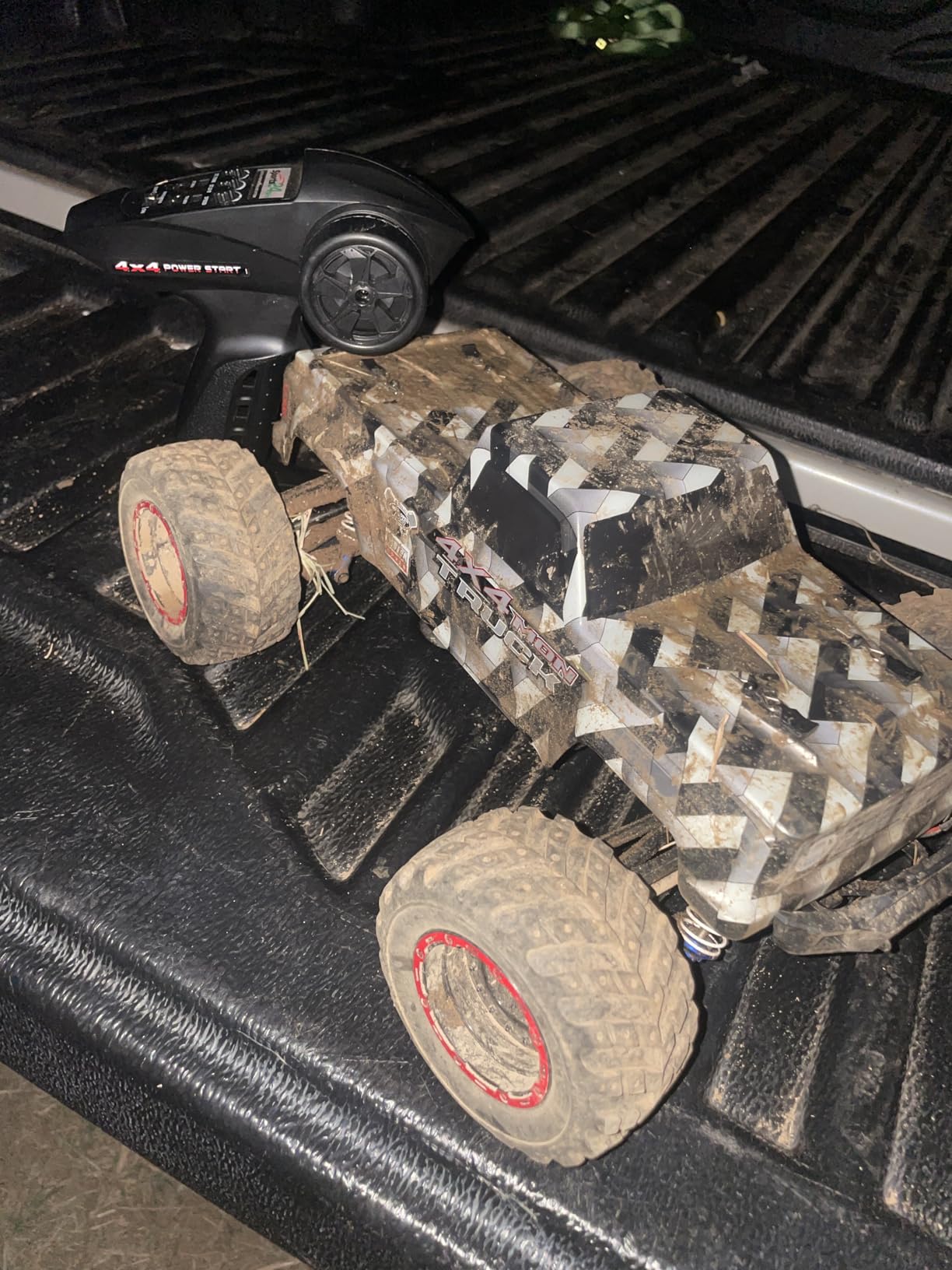 HAIBOXING 903A, 1/12 Scale Brushless RC Cars, 4X4 Off-Road RC Monster Truck customer photo 2