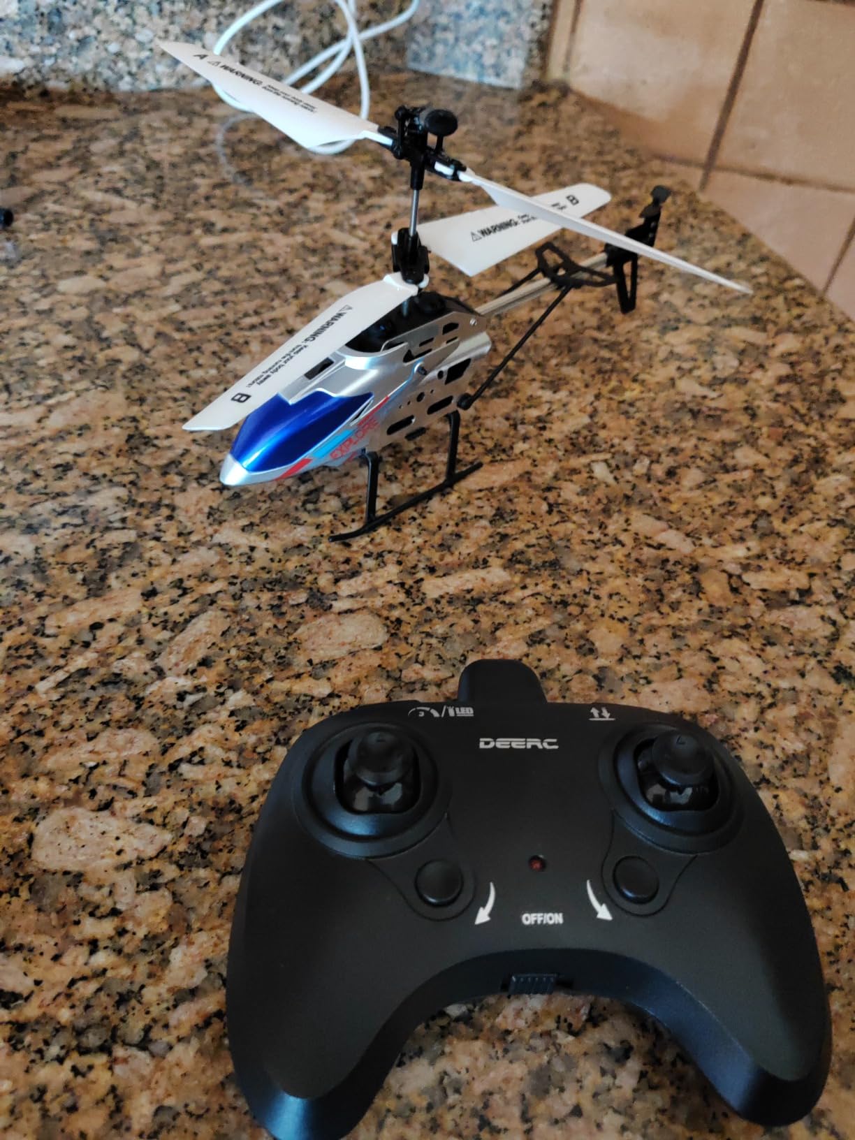 DEERC Remote Control Helicopter, 3.5 CH Altitude Hold RC Helicopters w/Gyro for Beginner, 2 Shells LED Light One Key Take Off/Landing, 2.4GHz Aircraft Indoor Flying Toy for Kids Boys Girls customer photo 2