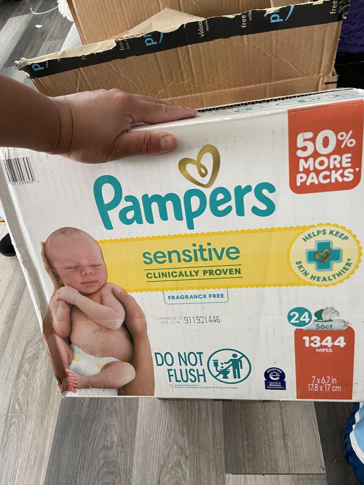 Pampers Sensitive Baby Wipes, Unscented, Fragrance Free, Clinically Proven, Water Based, Hypoallergenic, Multi-Use, Hand Wipes, 1008 Wipes Total (18X Flip-Top Packs) customer photo 1