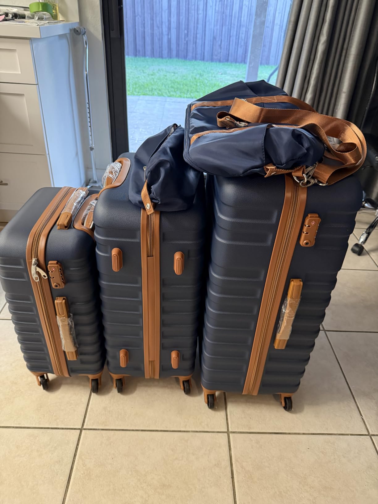Coolife Luggage Set Hardside Suitcase,5 piece,White(DB/TB/20/24/28) customer photo 2