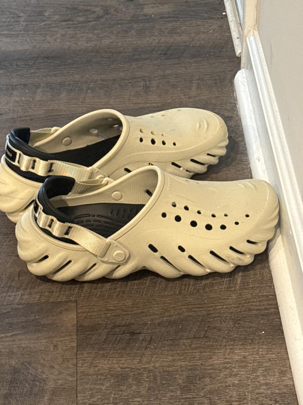 Crocs Unisex-Adult Echo Clog customer photo 1