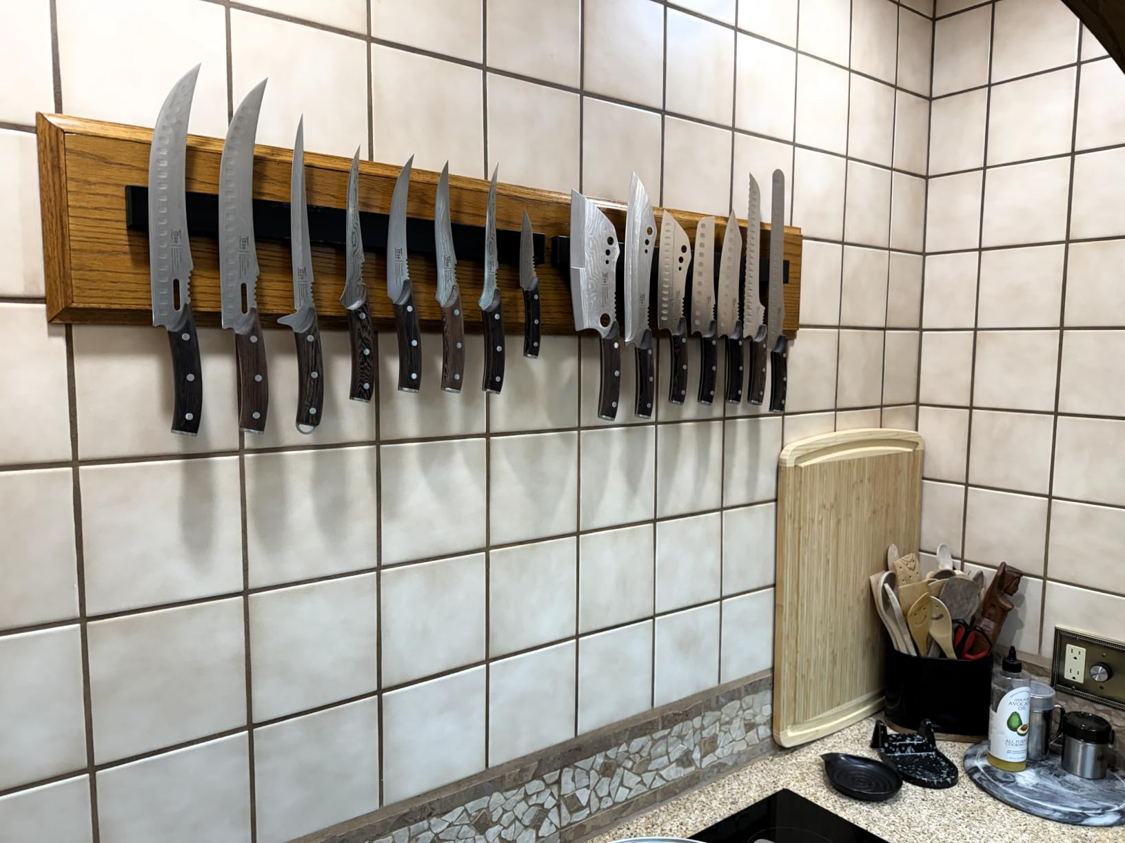 Dmore magnetic knife holder for wall—with 3 hooks, No Drilling, 16 Inch customer photo 1