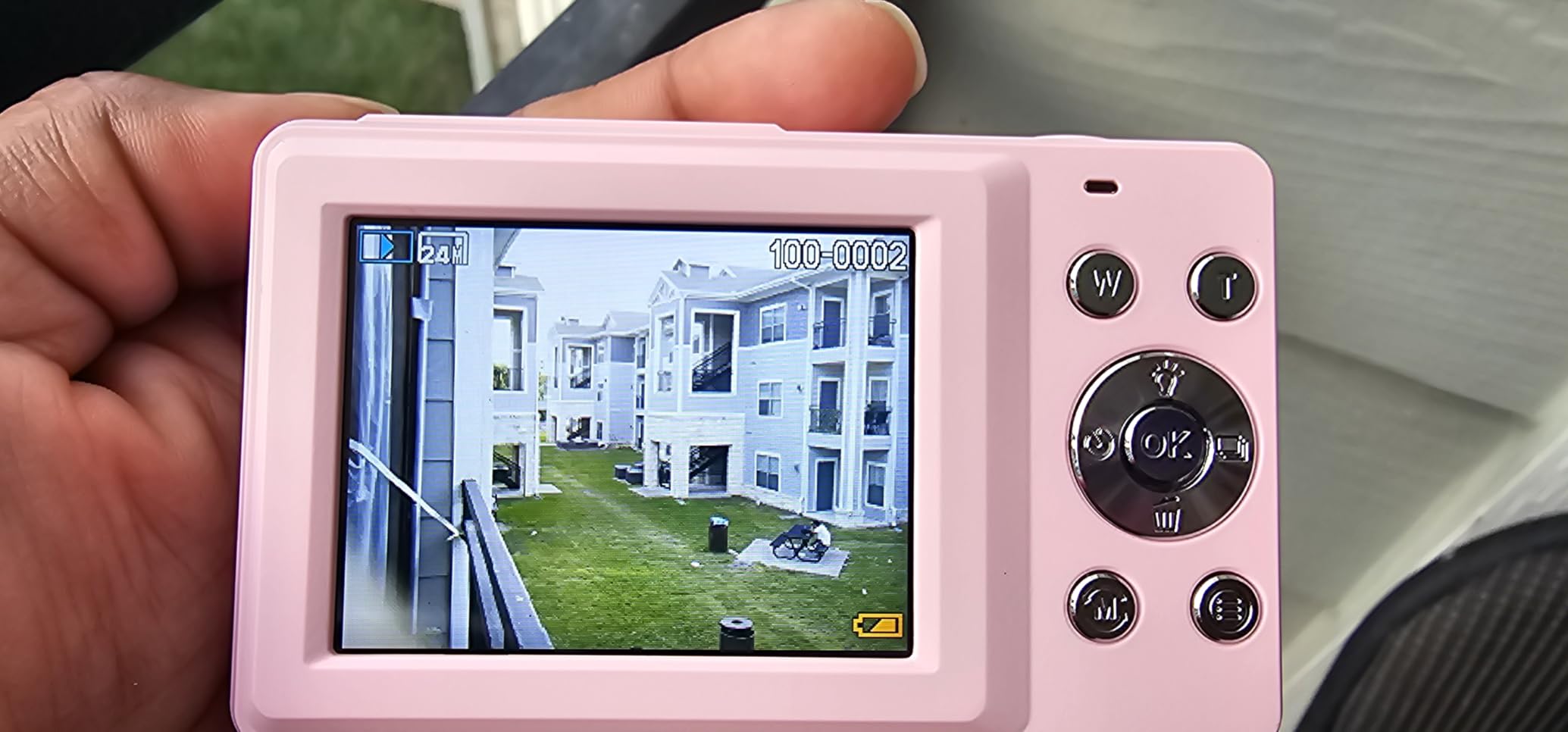 Camkory Digital Camera FHD 1080P with 32G Card 16X Zoom Easy for Kids Pink customer photo 2