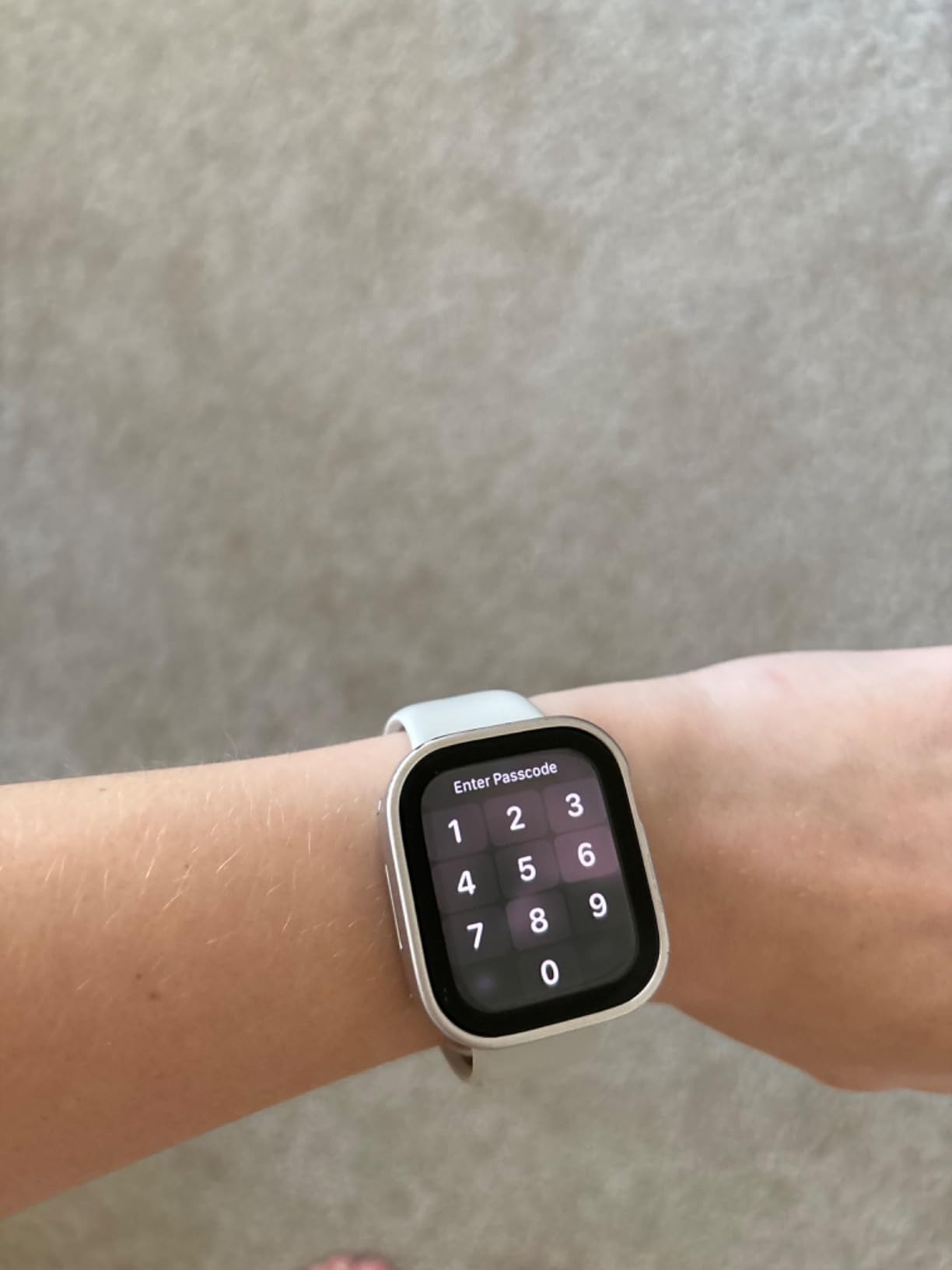 Apple Watch Series 8 [GPS, 41mm] - Starlight Aluminum Case with Starlight Sport Band, S/M (Renewed) customer photo 2