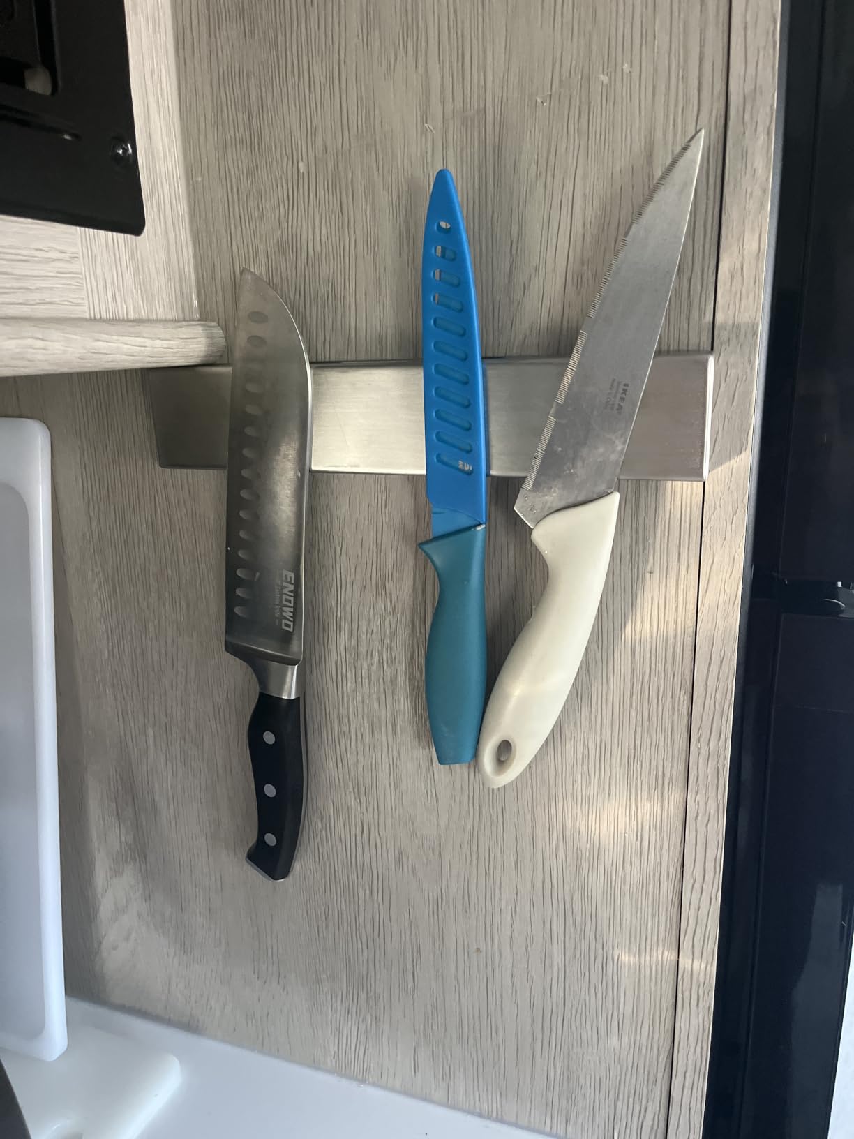 Magnetic Knife Holder for Wall, Knife Magnetic Strip Magnetic Knife Holder for Refrigerator Mount Knife Rack Kitchen Utensil Holder Metal Tool Holder Knife Block Kitchen Organizer Accessories 9.7 Inch customer photo 2