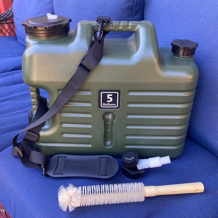 Digury 5 Gallon Water Jug, Camping Water Container BPA Free Water Storage with Spigot No Leakage Portable Emergency Water Tank for Outdoor Hiking Camping Picnic Supplies Green customer photo 1