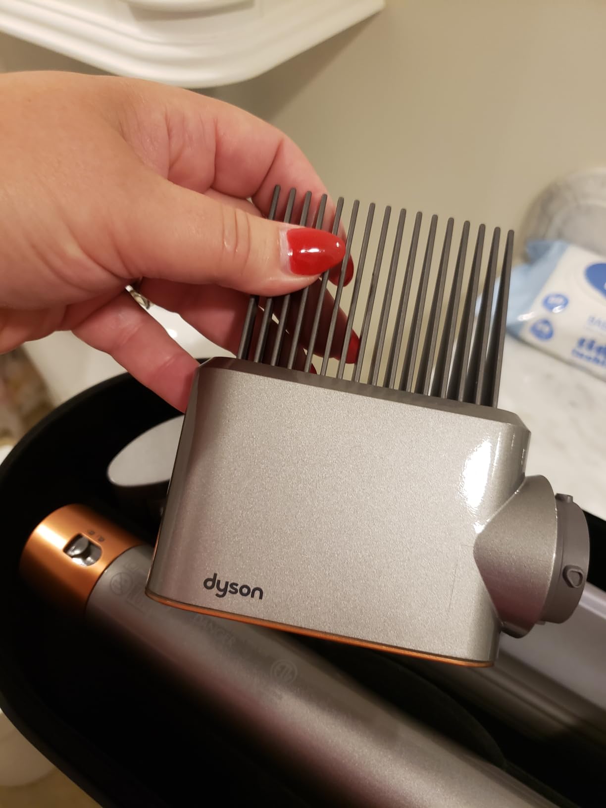 Dyson Airwrap™ Multi-Styler Complete Long customer photo 1