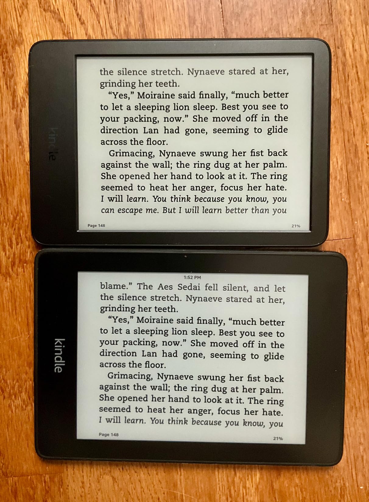 Amazon Kindle 16 GB (newest model) - Lightest and most compact Kindle, now with faster page turns, and higher contrast ratio, for an enhanced reading experience - Matcha + 3 Months of Kindle Unlimited (with auto-renewal) customer photo 2