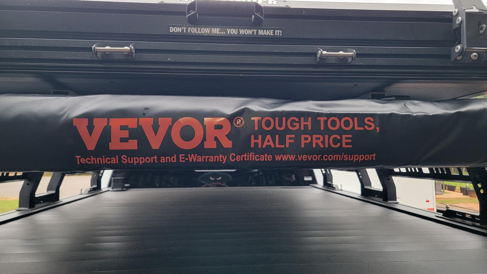 VEVOR Vehicle Awning 4.6'x6.6' Roof Rack Pull-Out Sun Shade UV50+ PU3000mm, Retractable Weatherproof 4x4 Side Awning for SUV Outdoor Camping & Overland (Hardware Included), w/Waterproof Storage Bag customer photo 1