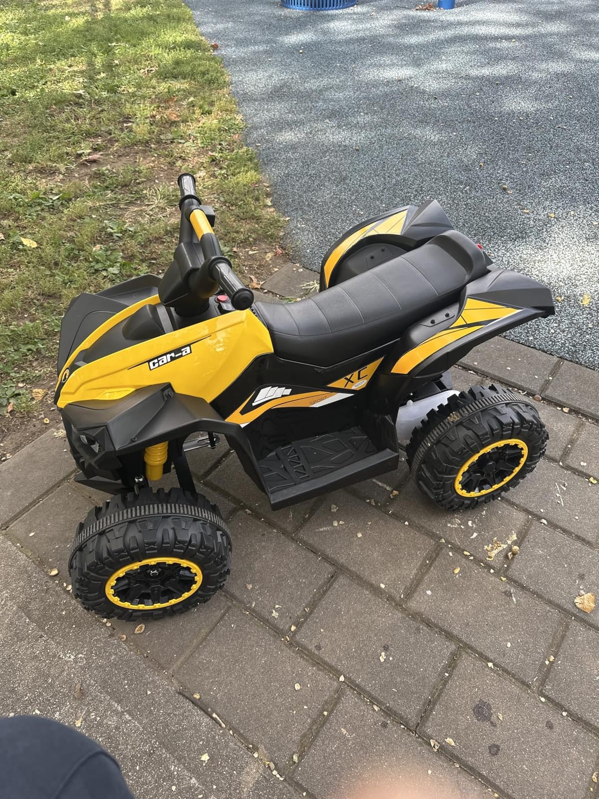 Aosom 12V Kids ATV Quad Car, 4 Wheeler, Forward & Backward Function, Pink customer photo 1