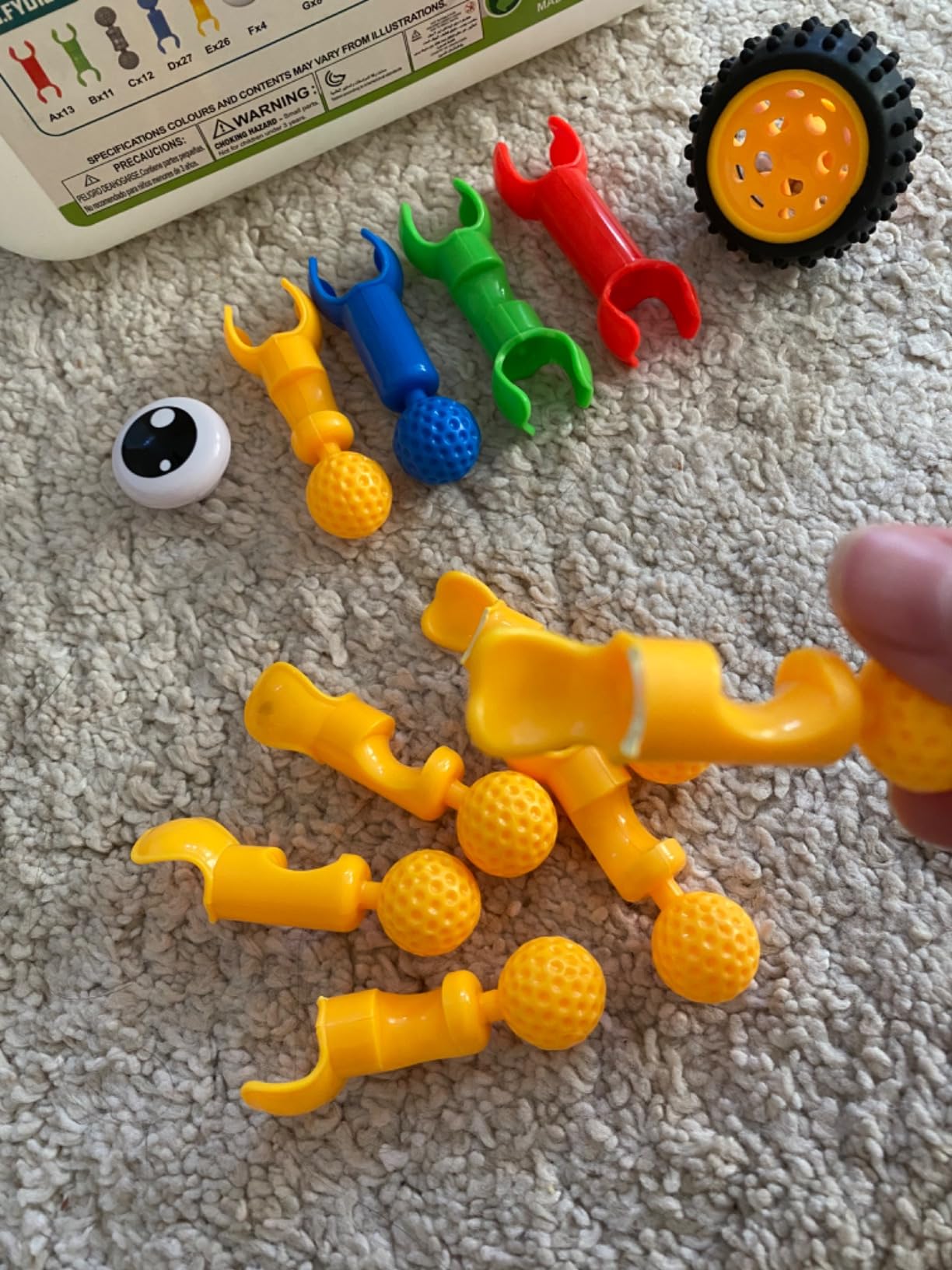 Huaker STEM Building Toys for 3 4 5 6 7 8 Year Old Boys Girls Birthday Gift customer photo 2