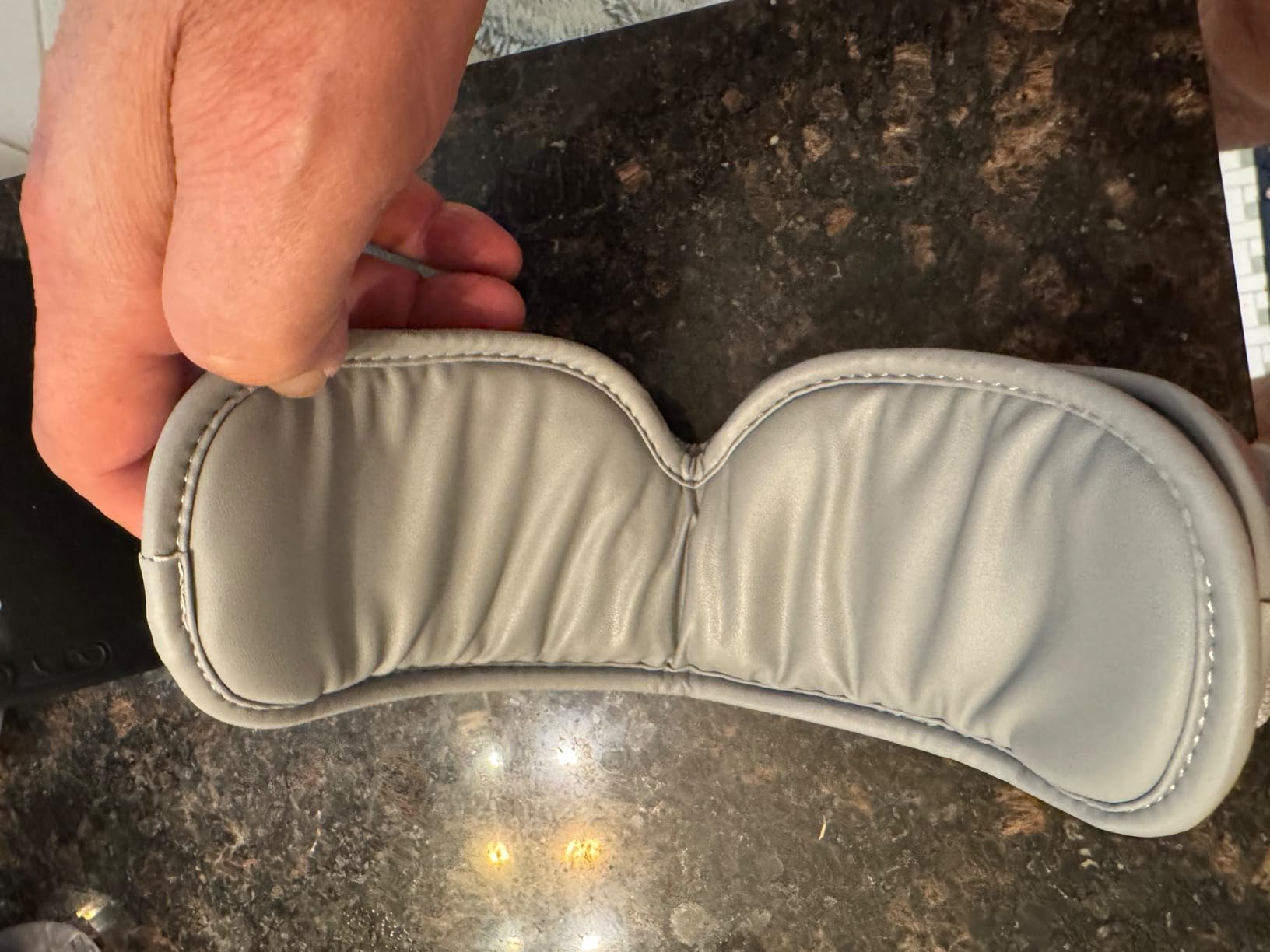 Eye Massager with Heat & Bluetooth Music, Massaging Eye Mask customer photo 1
