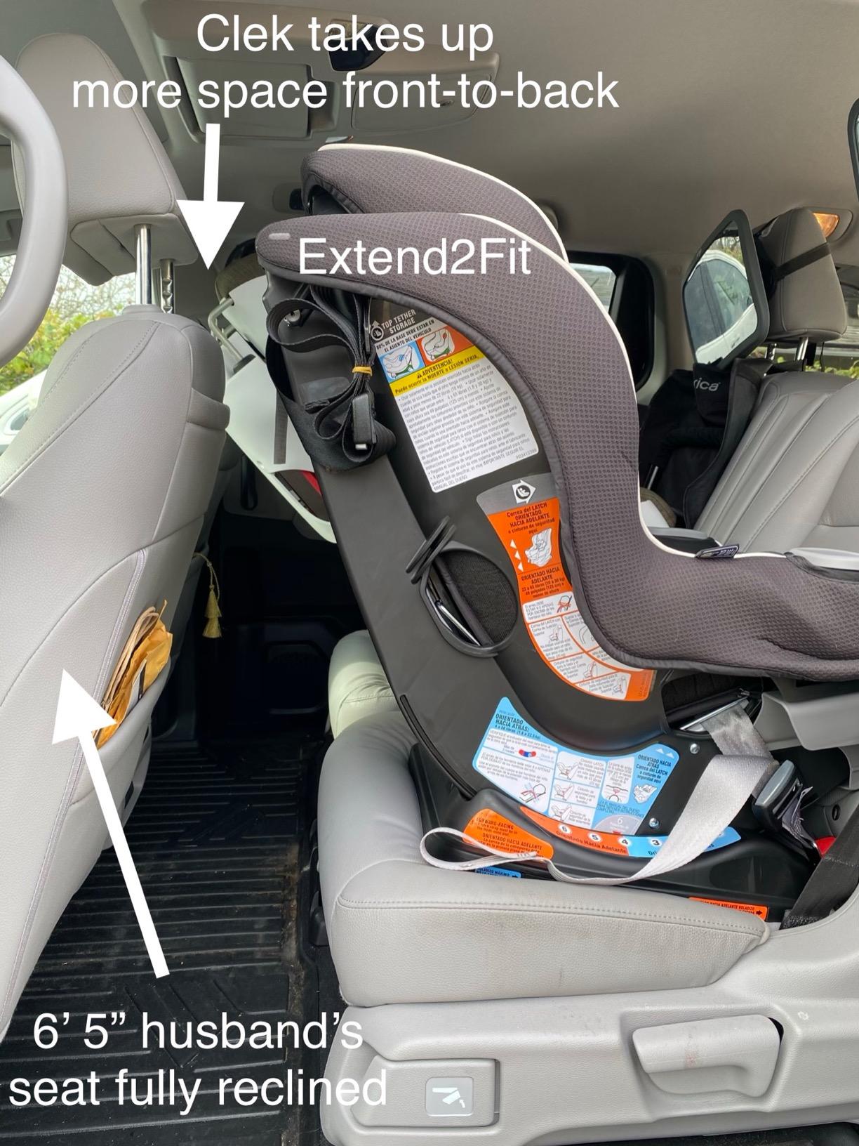 Graco Extend2Fit 2-in-1 Convertible Car Seat, Gotham customer photo 1