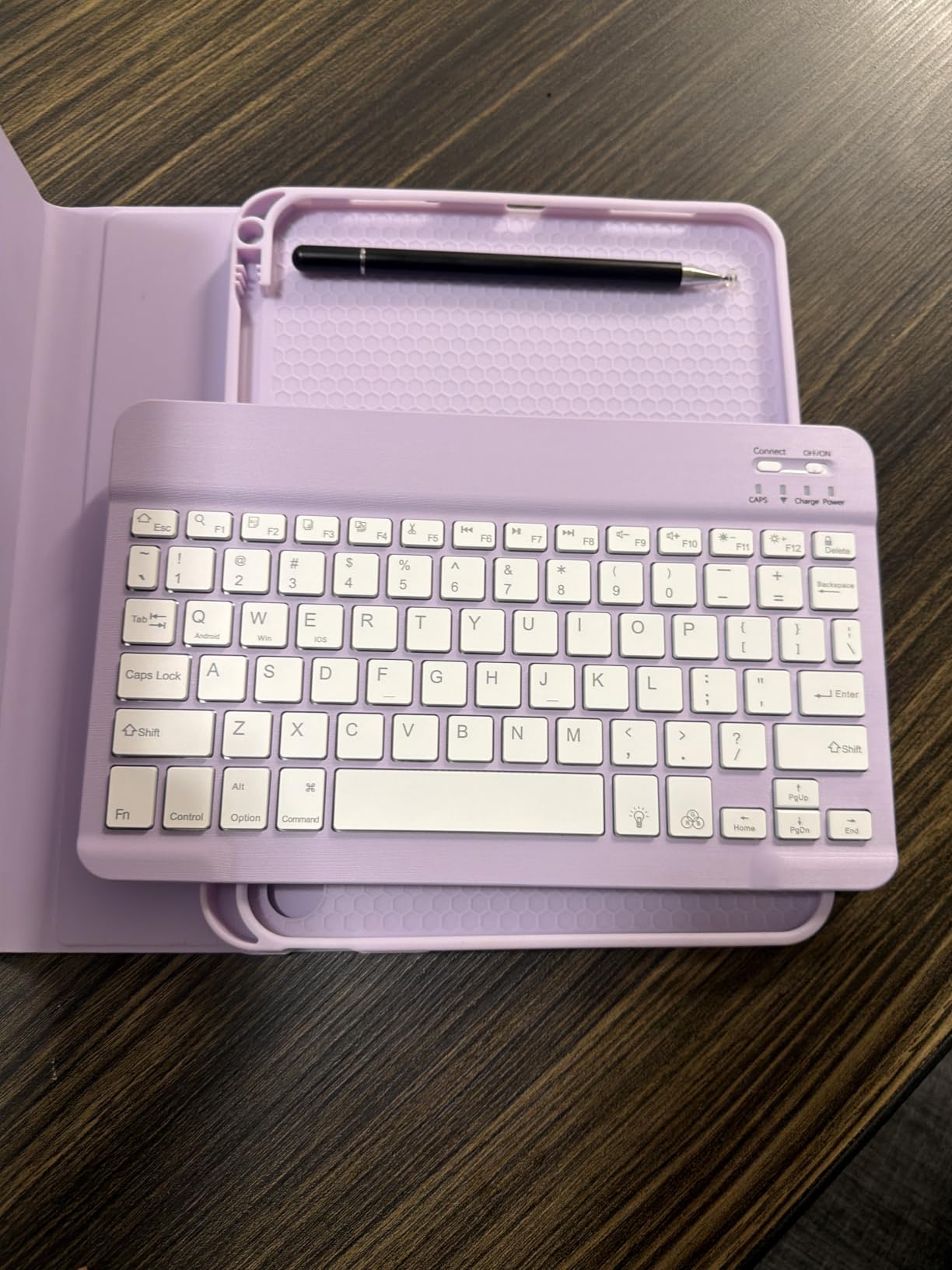 Hamile for iPad A16 11th 10th Generation Case with Keyboard - Wireless customer photo 1