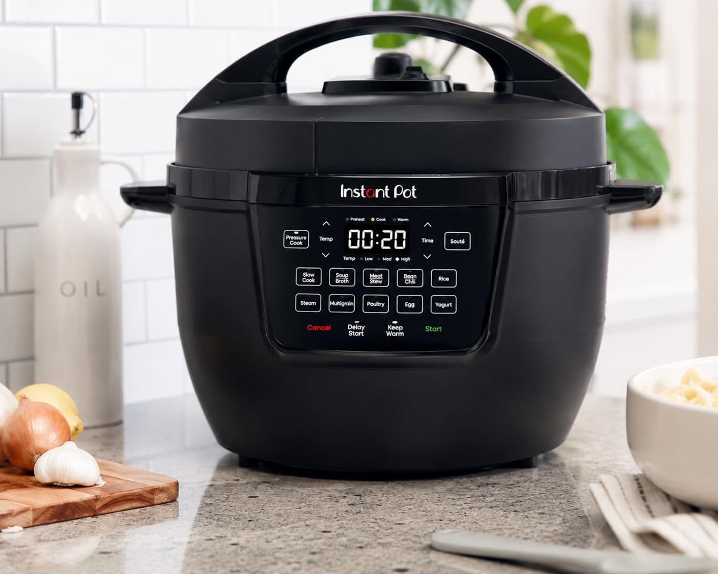 Instant Pot 6QT RIO 7-in-1 Multi-Cooker, Pressure Cooker, Slow cook, Sauté, Steam, Rice Maker, Yogurt, & Warmer, Sea Salt, 6 Quarts customer photo 2