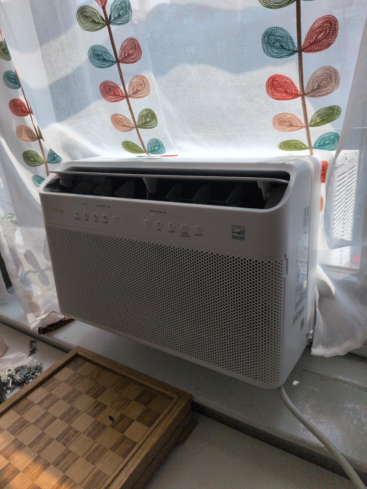 Midea 12,000 BTU U-Shaped Smart Inverter Window AC, Cools 550 Sq Ft, Ultra Quiet, Alexa/Google Compatible, 35% Energy Savings customer photo 2