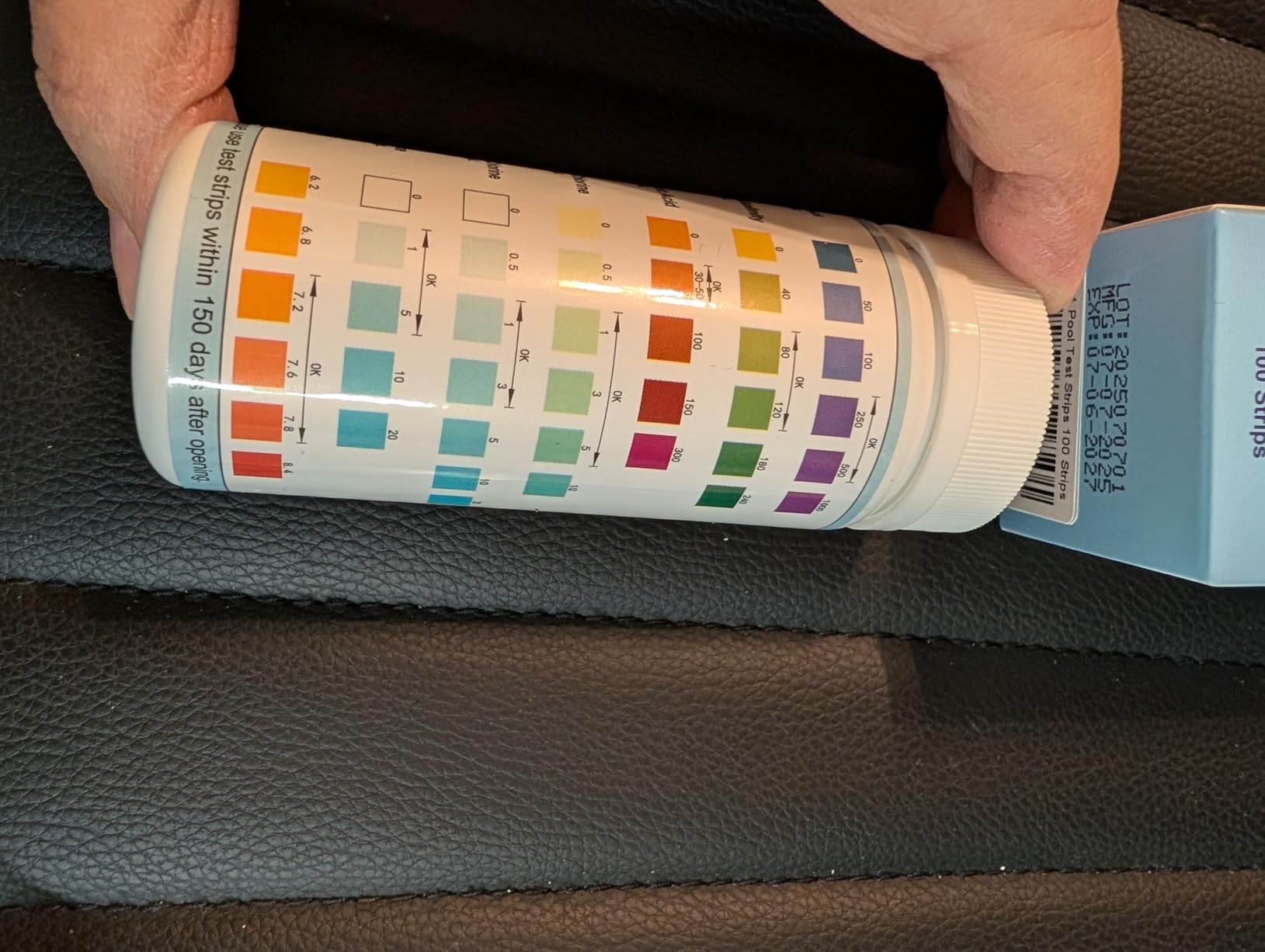 2026 Salt Water 8-in-1 Pool Test Strips Kit | 150 Strips Pool Salt Test Strips | Salt Water Pool Testing Kit for Pools, Hot Tubs & Spas Quick Accurate Tests Salt, Chlorine, pH, Cyanuric Acid customer photo 1