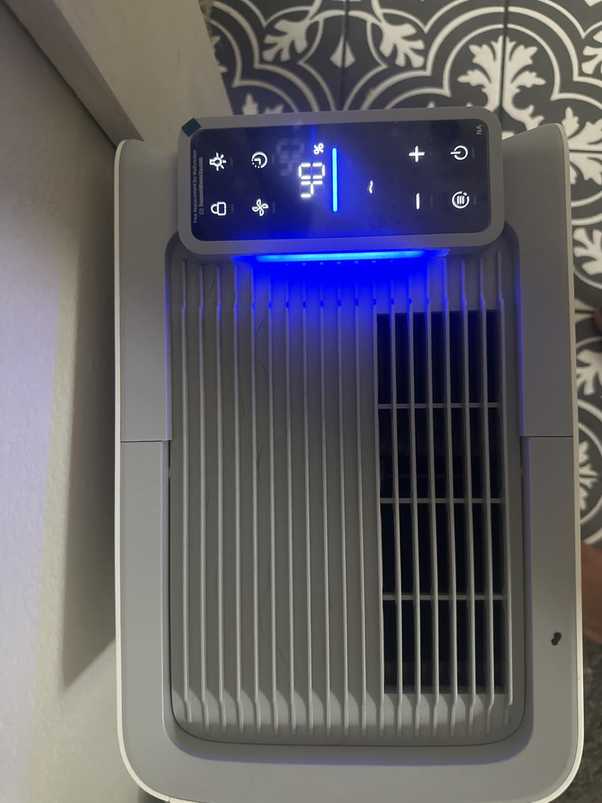 AEOCKY 50 Pint/Day, 3500Sq.Ft Ultra-Quiet 40dB Dehumidifier with Drain Hose customer photo 1