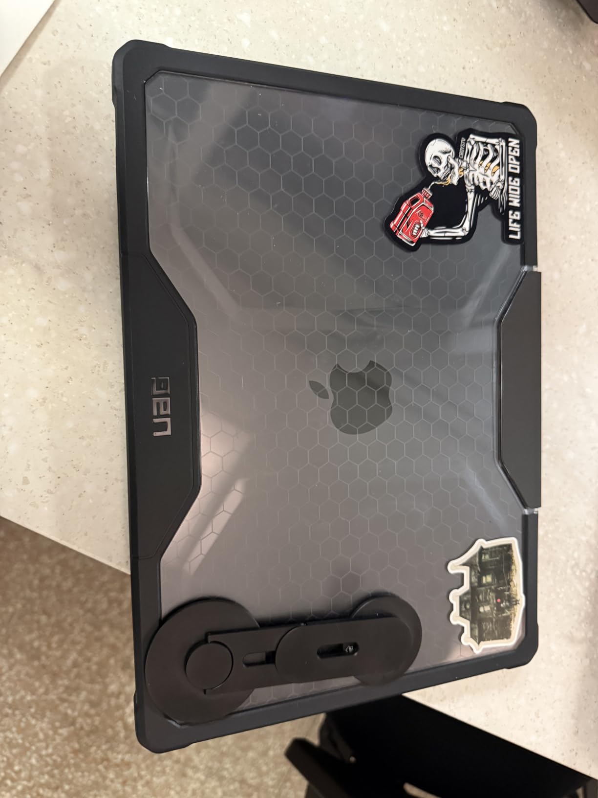 Apple 2025 MacBook Pro Laptop with Apple M5 chip with 10‑core CPU and 10‑core GPU: Built for AI, 14.2-inch Liquid Retina XDR Display, 24GB Unified Memory, 1TB SSD Storage; Silver customer photo 2