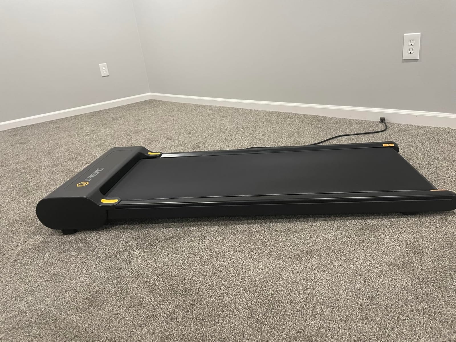 UREVO Smart Walking Pad, Standing Desk Treadmill with Double Shock Absorption, Quiet Operation, Workout APP with Track Insights and MIIT Mode, Plug and Play, Remote or APP Control for Home Office customer photo 2